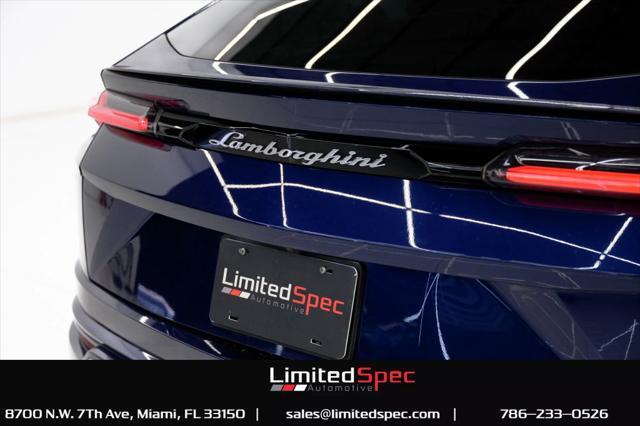 Photo of 2020 Blue Lamborghini Urus