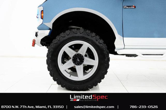 Photo of 2025 Velocity Blue Metallic Ford Bronco
