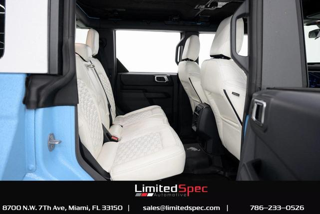 Photo of 2025 Velocity Blue Metallic Ford Bronco