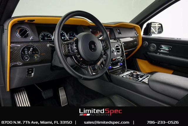 Photo of 2020 Black Rolls-Royce Cullinan