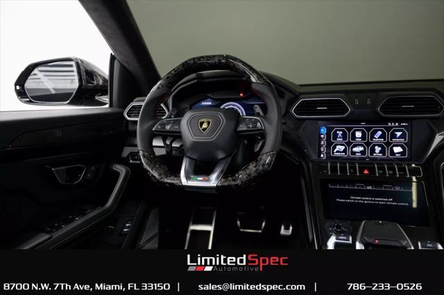 Photo of 2019 White Lamborghini Urus