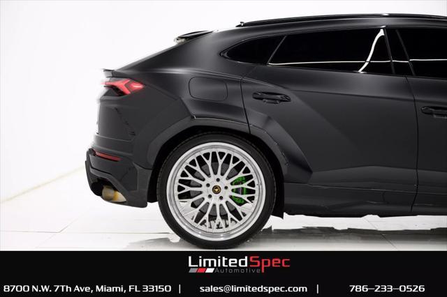 Photo of 2019 White Lamborghini Urus