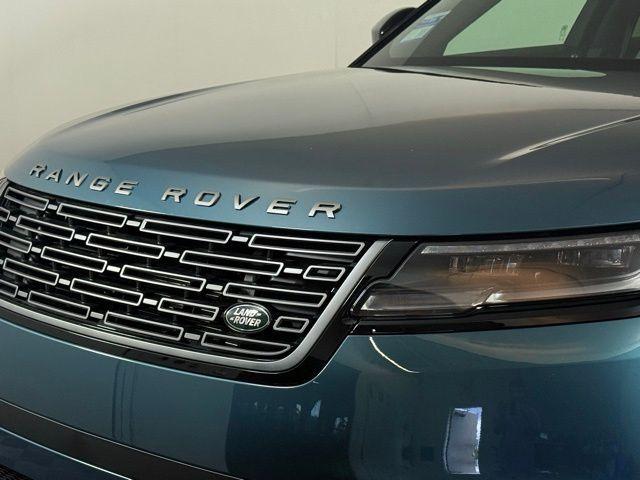 Photo of 2026 Giola Green Land Rover Range Rover Velar