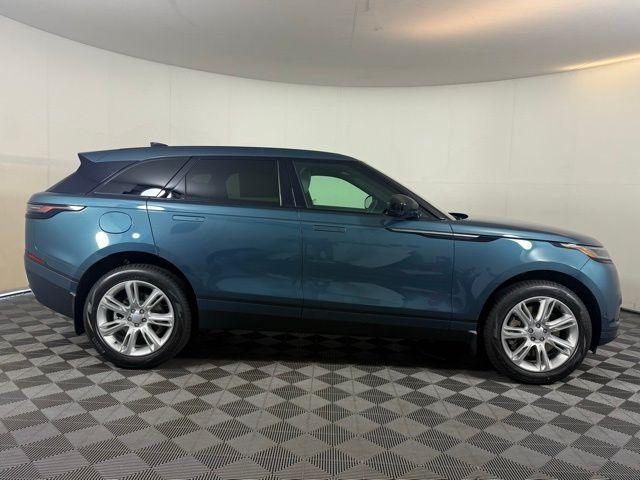 Photo of 2026 Giola Green Land Rover Range Rover Velar