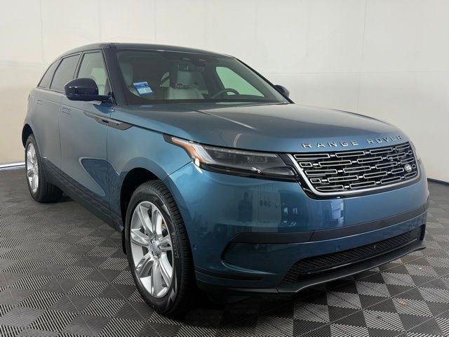 Photo of 2026 Giola Green Land Rover Range Rover Velar