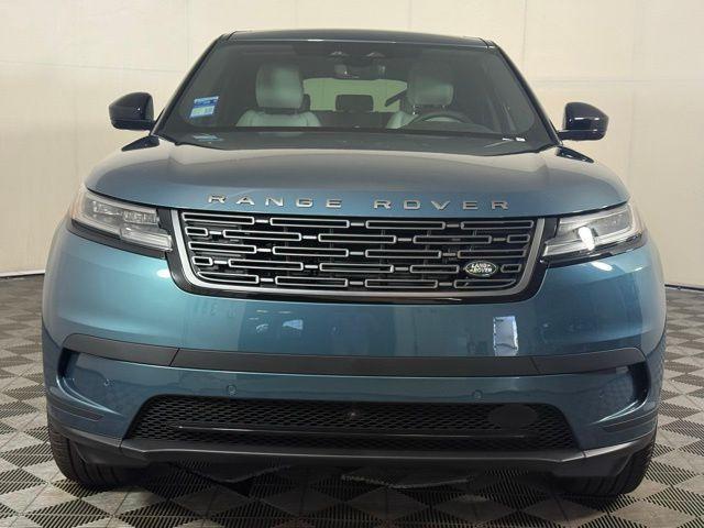 Photo of 2026 Giola Green Land Rover Range Rover Velar