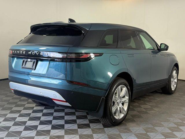 Photo of 2026 Giola Green Land Rover Range Rover Velar
