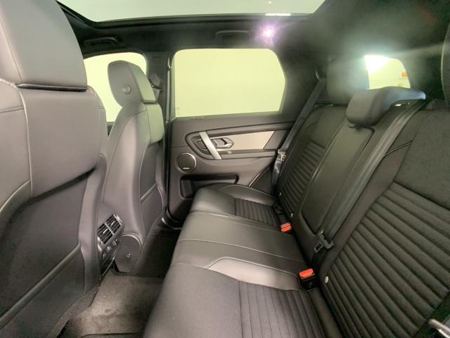 Photo of 2024 Fuji White Land Rover Discovery Sport