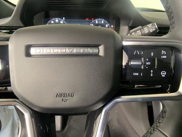 Photo of 2024 Fuji White Land Rover Discovery Sport
