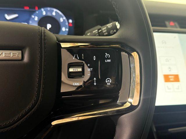 Photo of 2026 Fuji White Land Rover Range Rover Velar