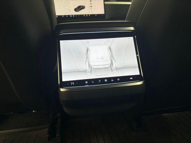 Photo of 2023 Black Tesla Model S