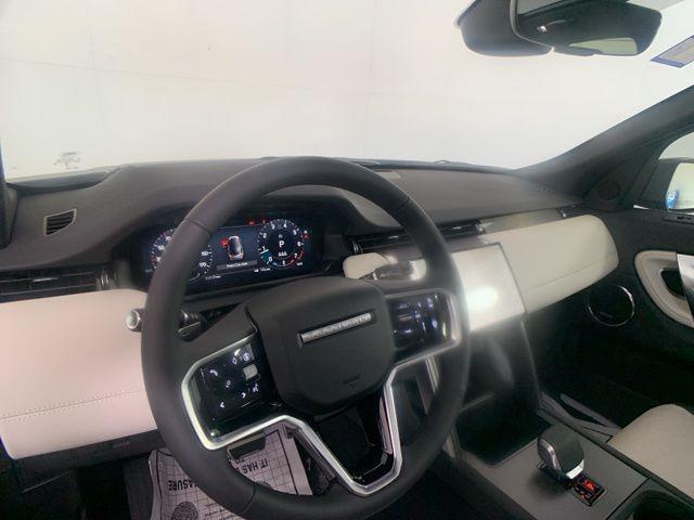 Photo of 2024 Blue Metallic Land Rover Discovery Sport
