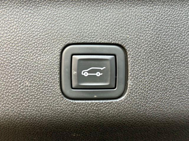 Photo of 2021 Onyx Black GMC Yukon XL