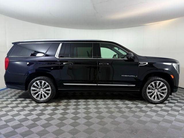 Photo of 2021 Onyx Black GMC Yukon XL