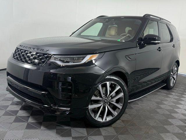 Photo of 2025 Santorini Black Land Rover Discovery