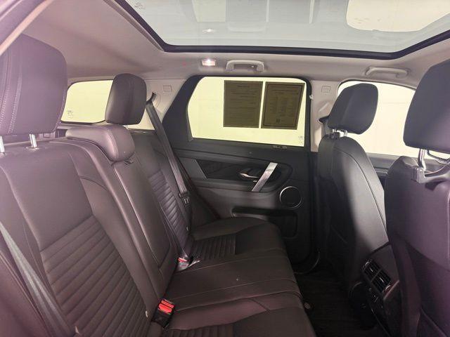 Photo of 2023 Firenze Red Land Rover Discovery Sport