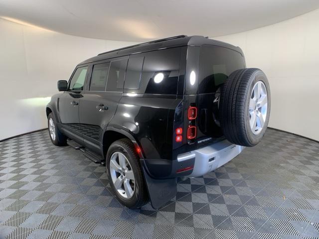 Photo of 2025 Santorini Black Land Rover Defender