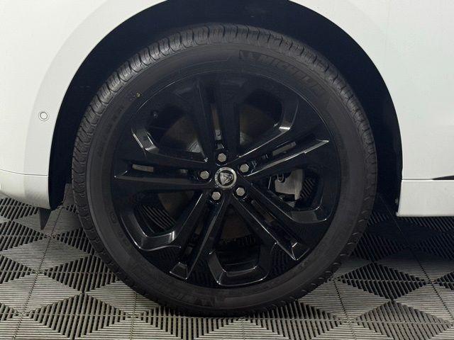 Photo of 2026 Fuji White Jaguar F-PACE