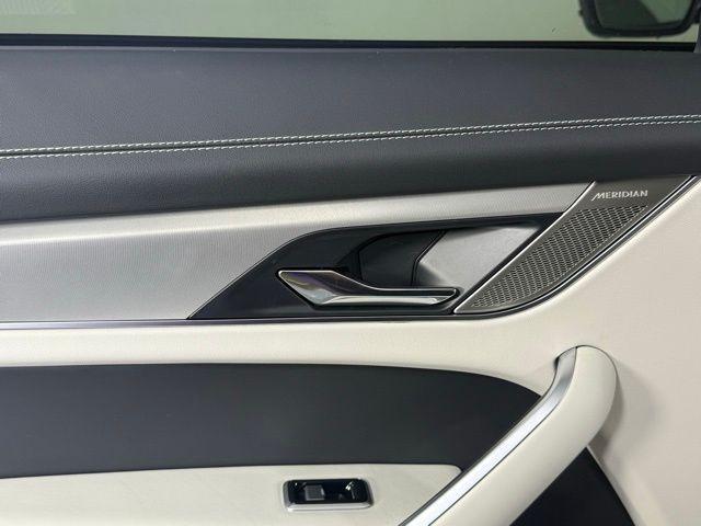 Photo of 2026 Fuji White Jaguar F-PACE