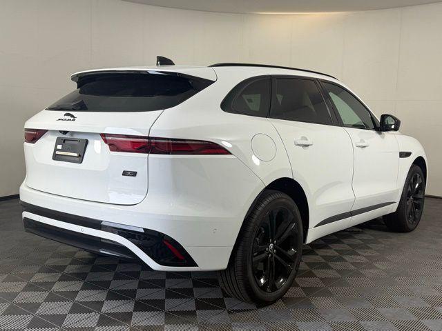 Photo of 2026 Fuji White Jaguar F-PACE