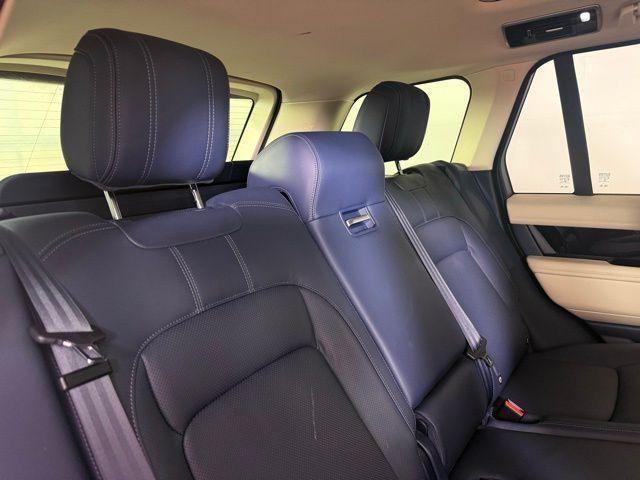 Photo of 2022 Portofino Blue Land Rover Range Rover