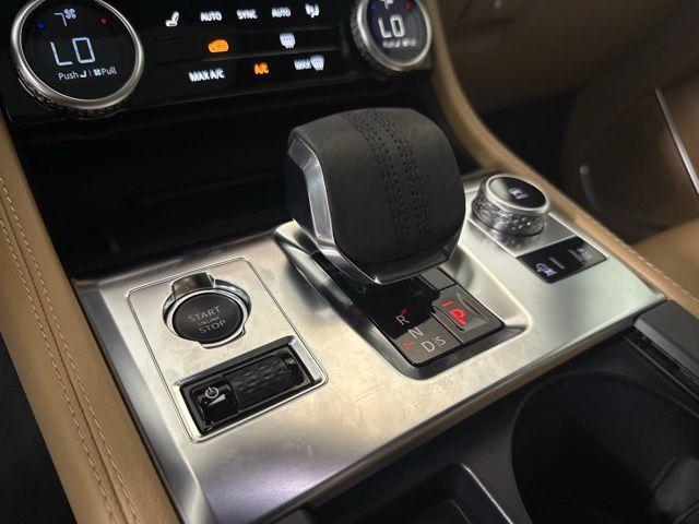 Photo of 2022 Santorini Black Jaguar F-PACE
