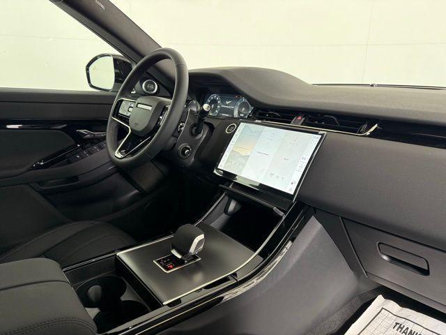 Photo of 2026 Fuji White Land Rover Range Rover Evoque