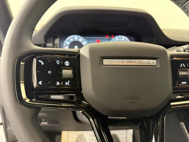 Photo of 2026 Fuji White Land Rover Range Rover Evoque