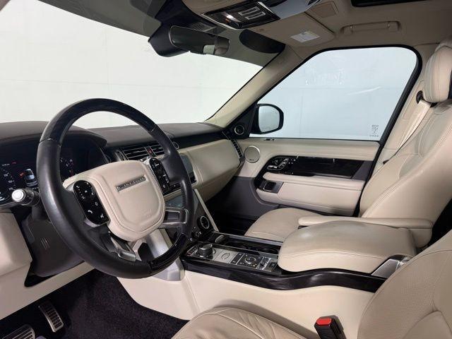 Photo of 2019 Santorini Black Land Rover Range Rover