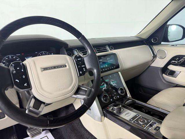 Photo of 2019 Santorini Black Land Rover Range Rover