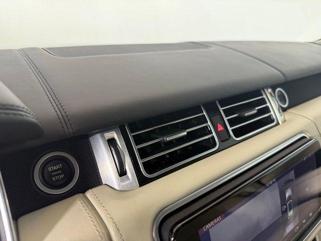 Photo of 2019 Santorini Black Land Rover Range Rover
