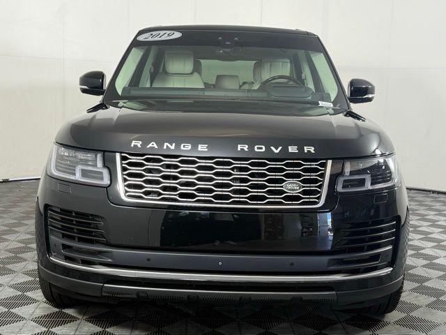 Photo of 2019 Santorini Black Land Rover Range Rover