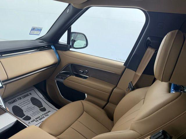 Photo of 2025 Batumi Gold Land Rover Range Rover