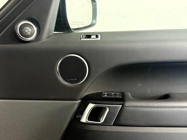 Photo of 2022 Santorini Black Land Rover Range Rover Sport