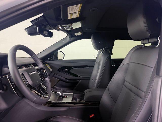Photo of 2026 Seoul Pearl Silver Land Rover Range Rover Evoque