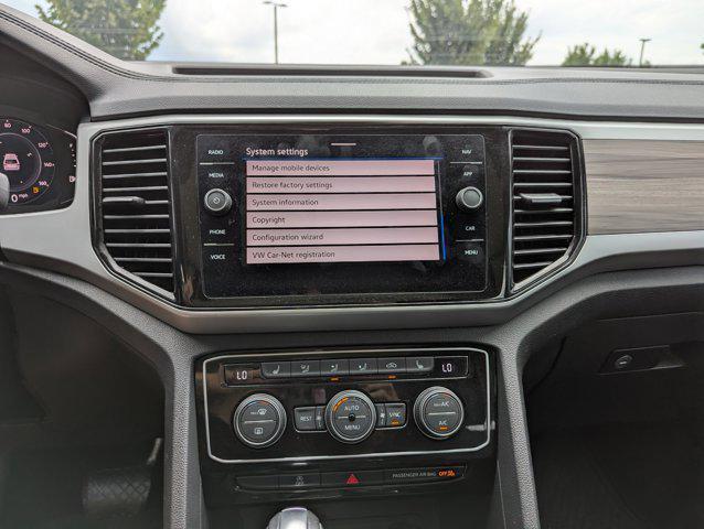 Photo of 2023 Silver/Gray Volkswagen Atlas