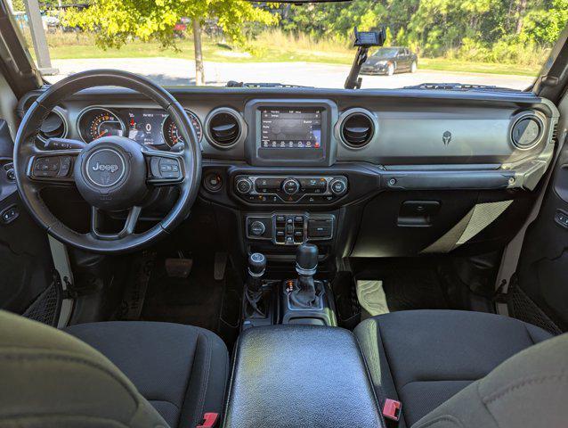 Photo of 2020 Gobi Clearcoat Jeep Gladiator