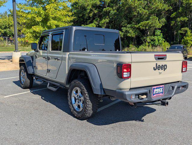 Photo of 2020 Gobi Clearcoat Jeep Gladiator