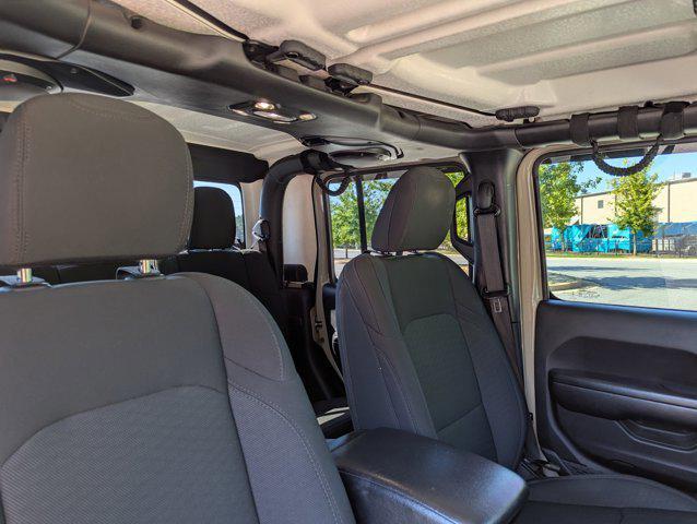 Photo of 2020 Gobi Clearcoat Jeep Gladiator