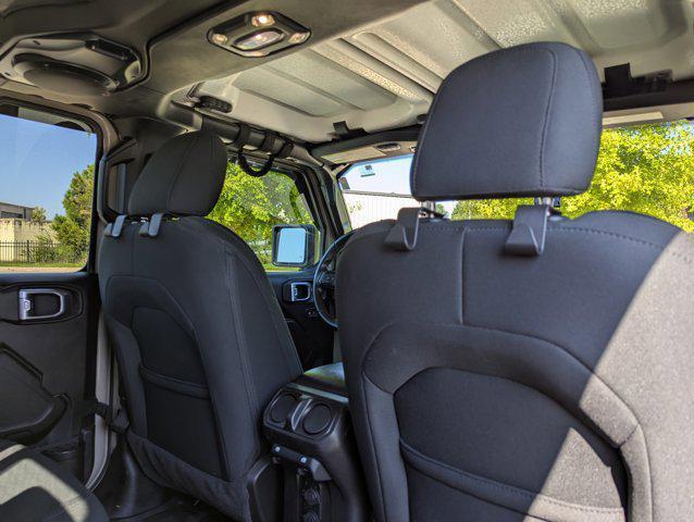 Photo of 2020 Gobi Clearcoat Jeep Gladiator