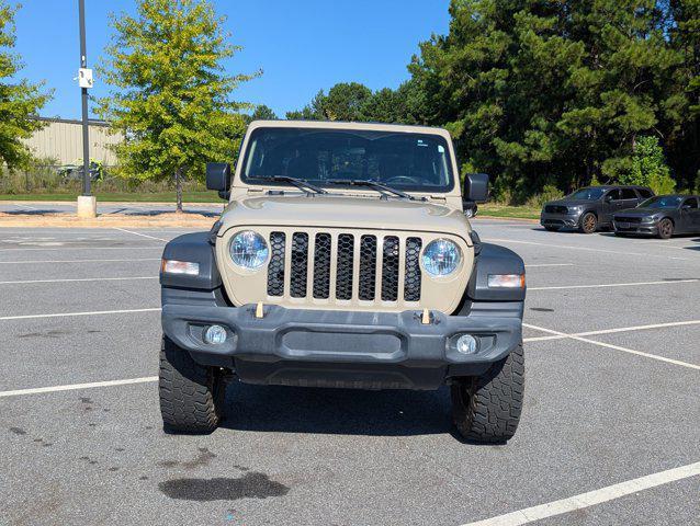 Photo of 2020 Gobi Clearcoat Jeep Gladiator