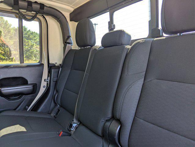 Photo of 2020 Gobi Clearcoat Jeep Gladiator