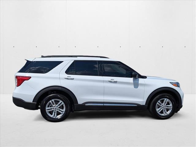 Photo of 2023 Oxford White Ford Explorer