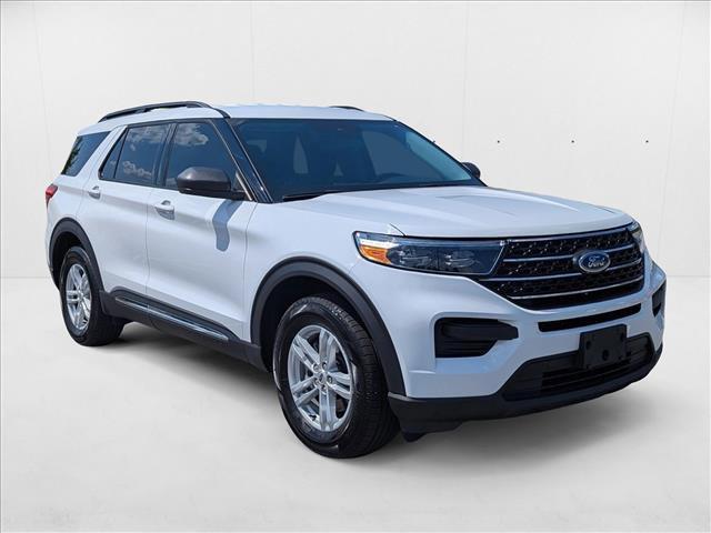 Photo of 2023 Oxford White Ford Explorer