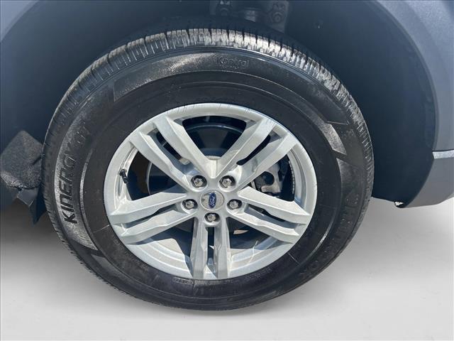 Photo of 2023 Oxford White Ford Explorer