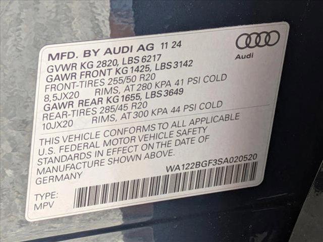 Photo of 2025 Plasma Blue Metallic Audi Q6 e-tron