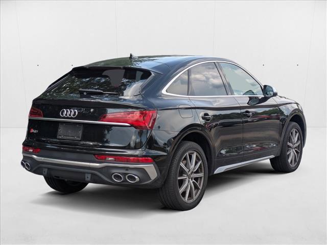 Photo of 2022 Mythos Black Metallic Audi SQ5