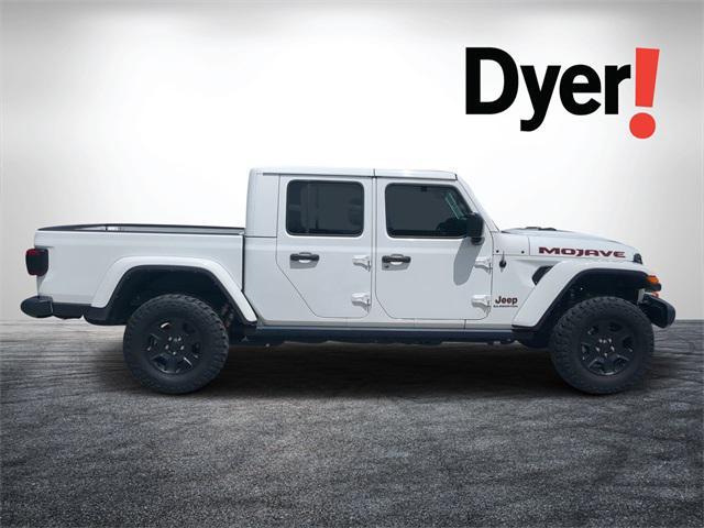 Photo of 2021 Bright White Clearcoat Jeep Gladiator