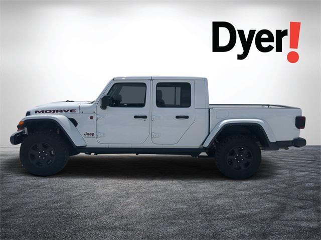 Photo of 2021 Bright White Clearcoat Jeep Gladiator