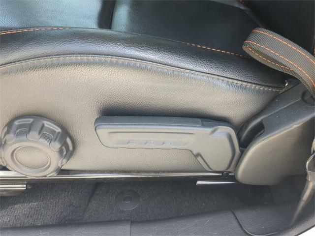 Photo of 2021 Bright White Clearcoat Jeep Gladiator